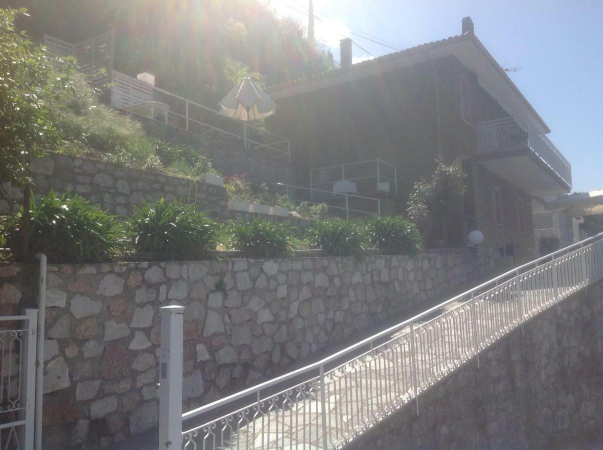 Villa Arianna Panoramic Apartments Malcesine Exterior foto